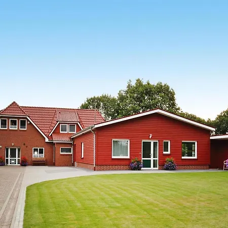 Country View, Apartment